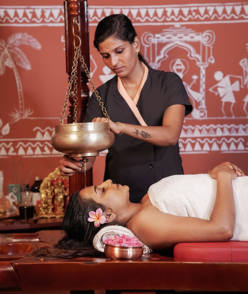 Ayurveda resort in India, Akanta Ayurveda & Yoga Cherai offering authentic Ayurvedic treatments, yoga, wellness, and peaceful accommodation near Cherai Beach.