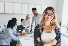 Hire a Legal Consultant in Fujairah: What to Look for Before You Decide